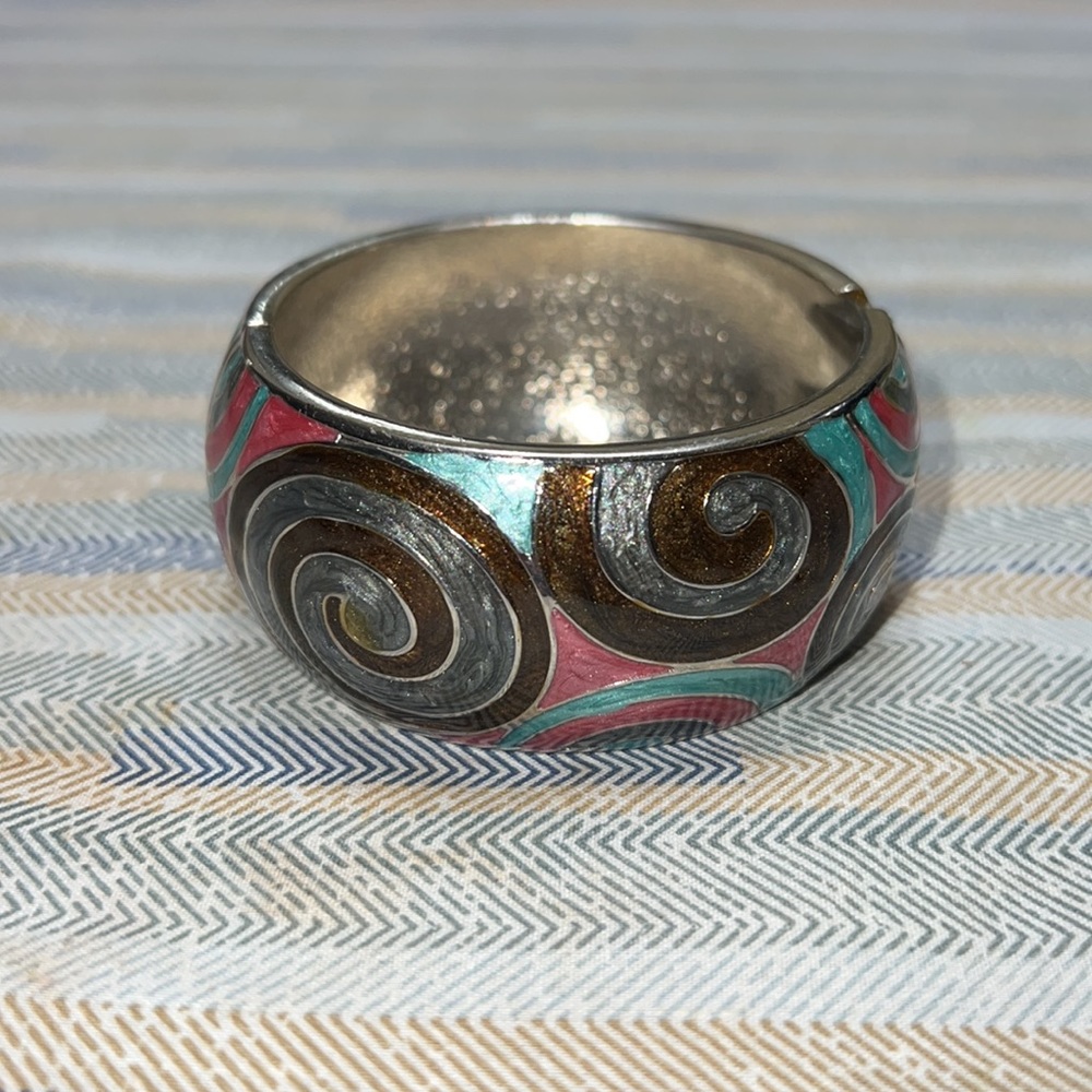 Vintage Silver Hinged Bangle Bracelet with Swirl Design, Boho, Retro - Picture 2 of 6